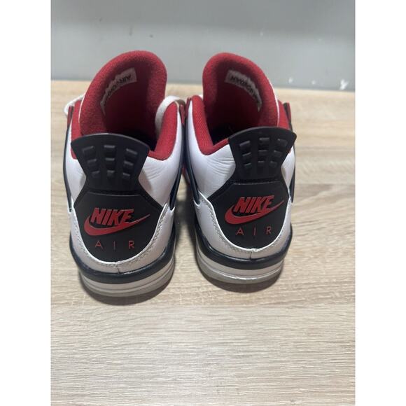 Size 5.5 (GS) - Jordan 4 Retro OG 2020 Low Fire Red - Picture 4 of 4